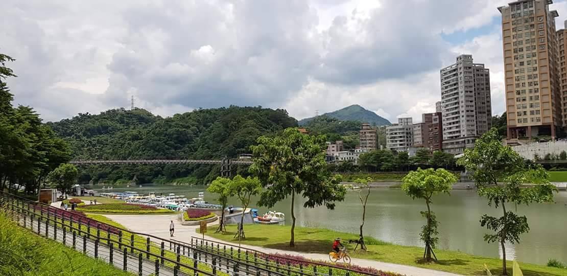 新加州景觀旅館 新店市 外观 照片